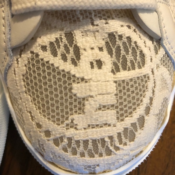 NIB $575 Chloé Lauren High Top Platform Sneaker in MILD BEIGE, Size 10US/40EU! - Picture 11 of 14